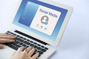 عکس منشوری هنرپیشه معروف